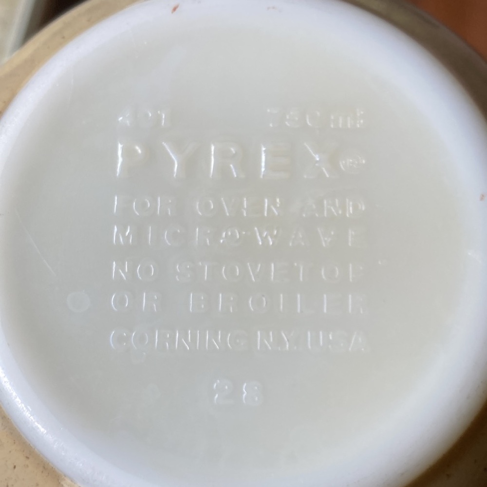 Vintage Pyrex Homestead pattern nesting bowls - Picture 6 of 15